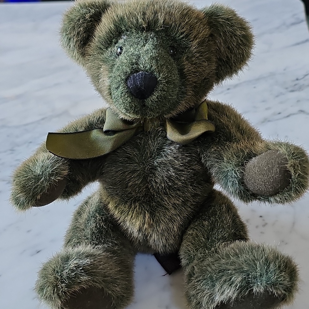 Russ Berrie Vintage Collection "Timperley Bear"